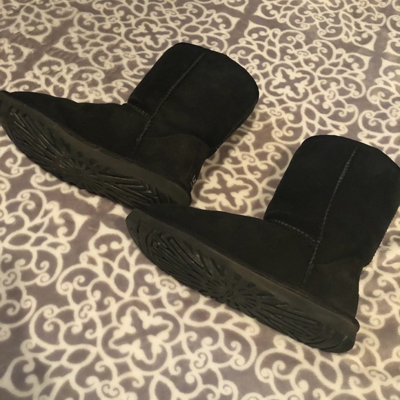 UGG Shoes - Classic Loved Black Uggs